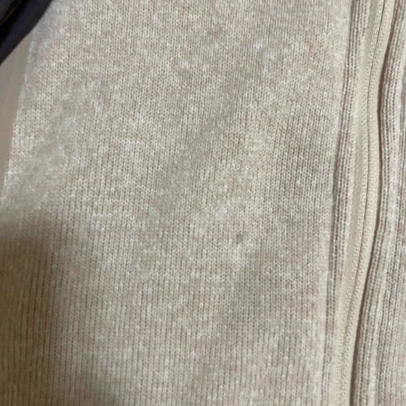 Arc’teryx Covert Cardigan - Picture 2 of 5